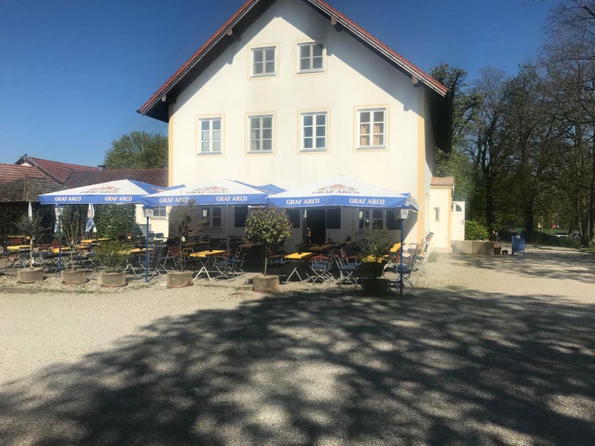 Il Castello Hotell Haiming Exteriör bild